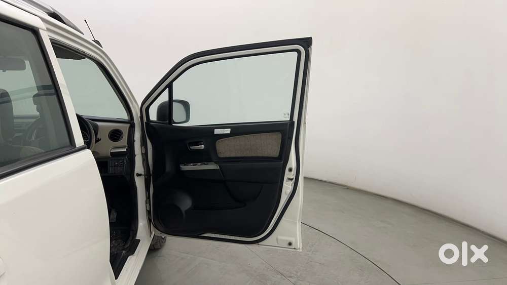 Maruti Suzuki Wagon R 1.0 Vxi Amt, 2016, Petrol