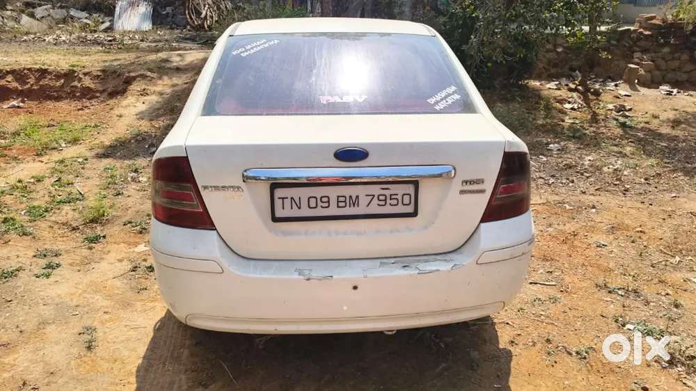 Ford Fiesta 2012 Diesel 300000 Km Driven