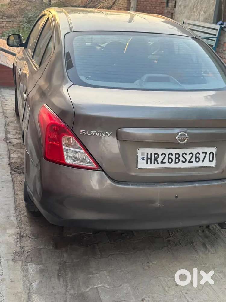 Nissan Sunny Petrol 2012
