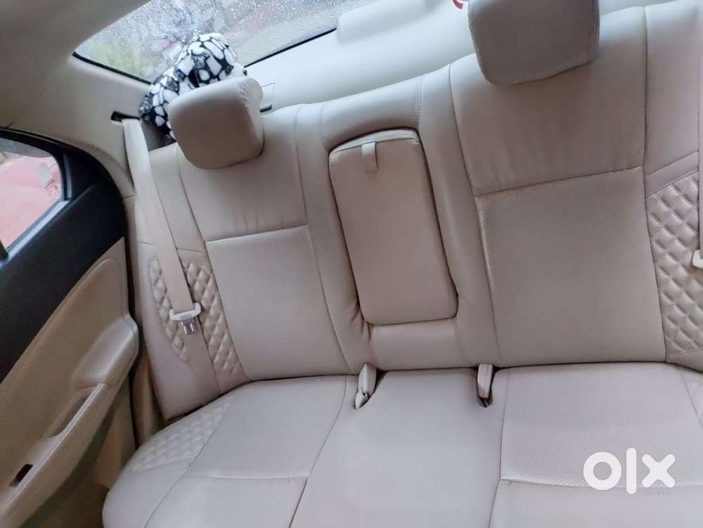 Maruti Suzuki Swift Dzire Vdi Optional, 2017, Diesel