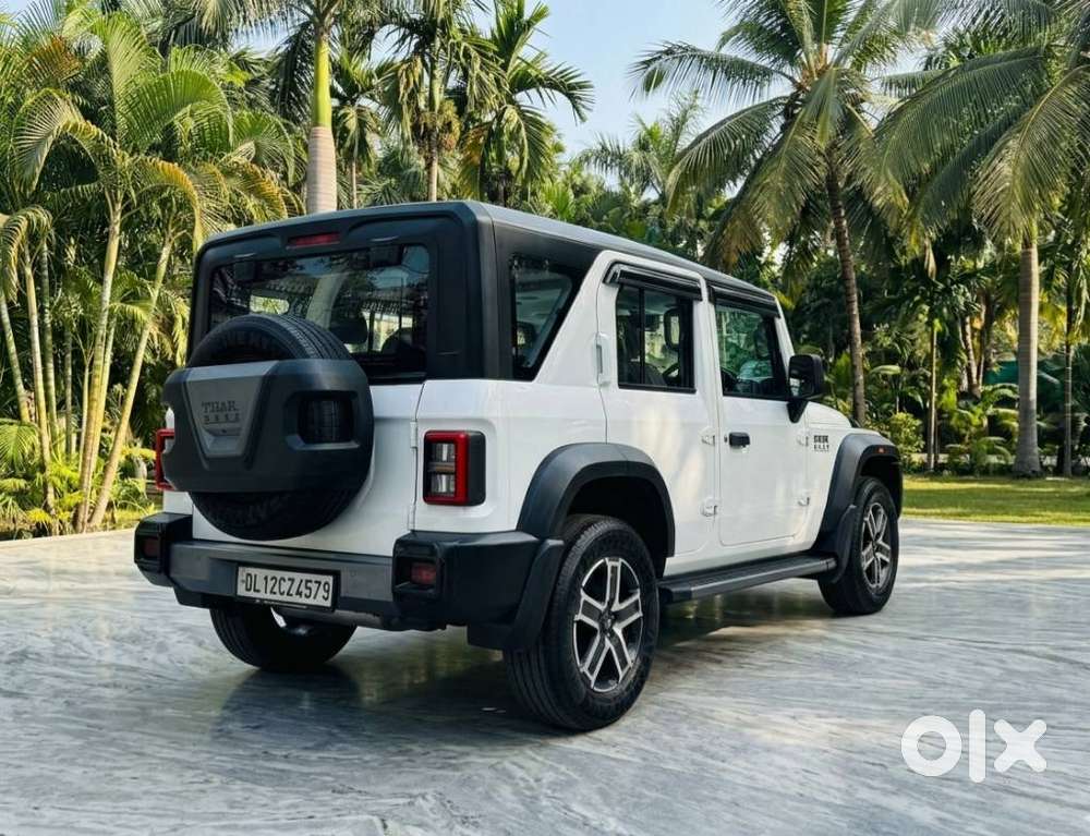 Mahindra Thar Roxx Mx5 Petrol Mt 2wd, 2025