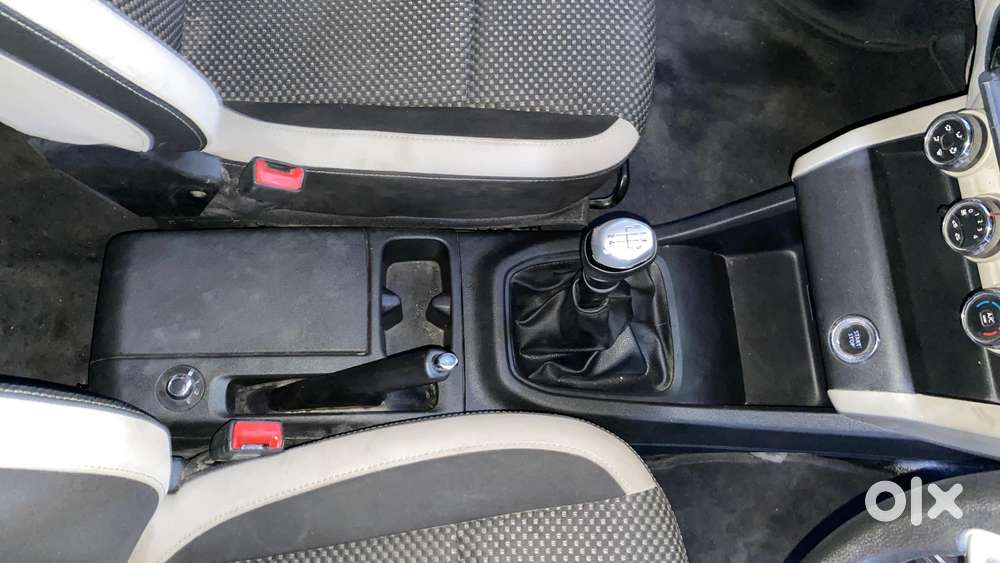 Renault Triber Rxz, 2019, Petrol