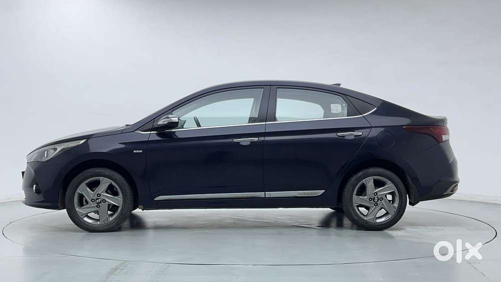 Hyundai Verna 1.5 Sx Vtvt Ivt, 2022, Petrol