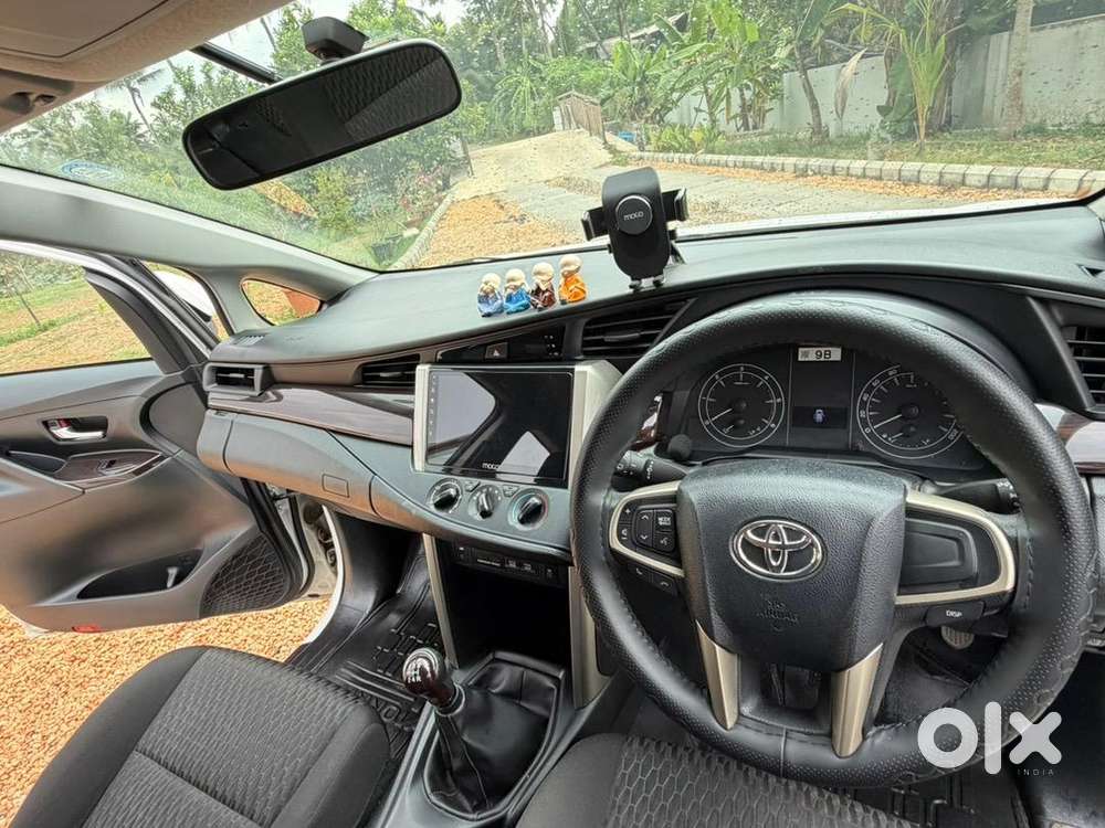 Innova Crysta 2024 -2025, 39000km