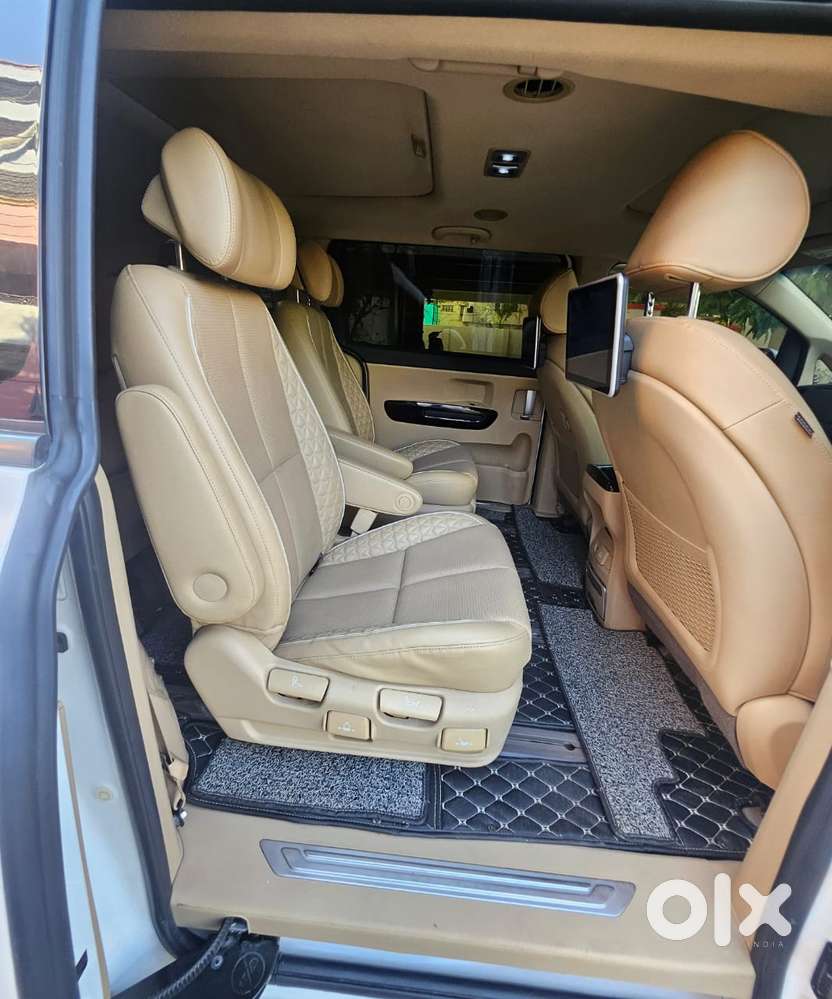 Kia Carnival Limousine Plus 7 Str, 2022, Diesel