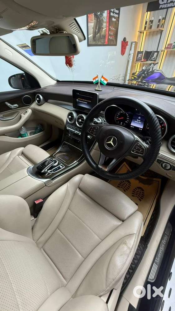 2017 Mercedes-benz Glc Petrol (mh)