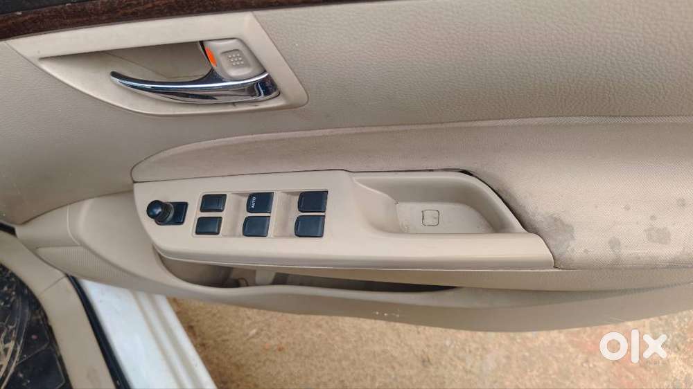 Maruti Swift Dzire 2016limited Edition Amt+company Geniune Cng Kit