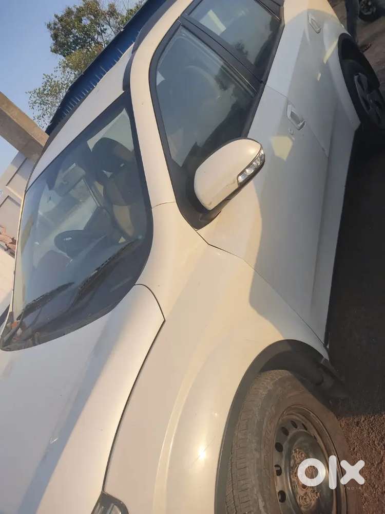 Mahindra Xuv500 2.2 Diesel 2016