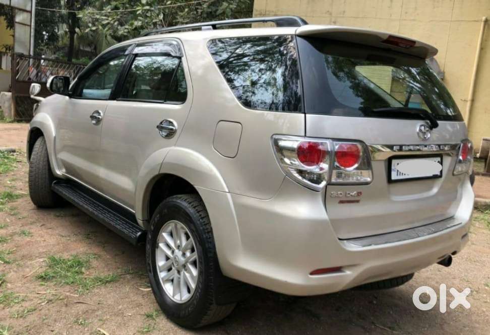 Toyota Fortuner 3.0 4x2 Automatic, 2012, Diesel