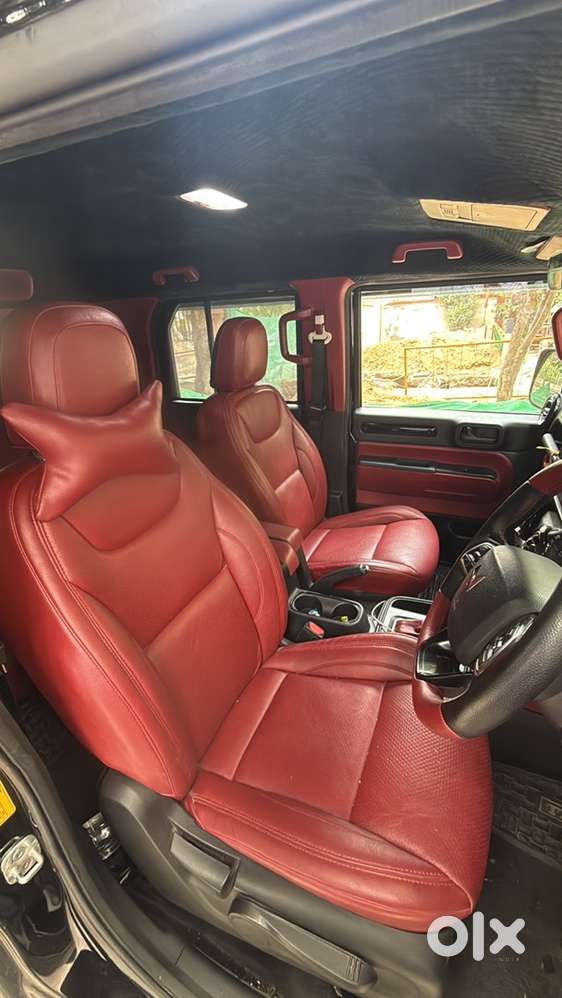 Mahindra Thar Roxx 2025 Petrol Auto