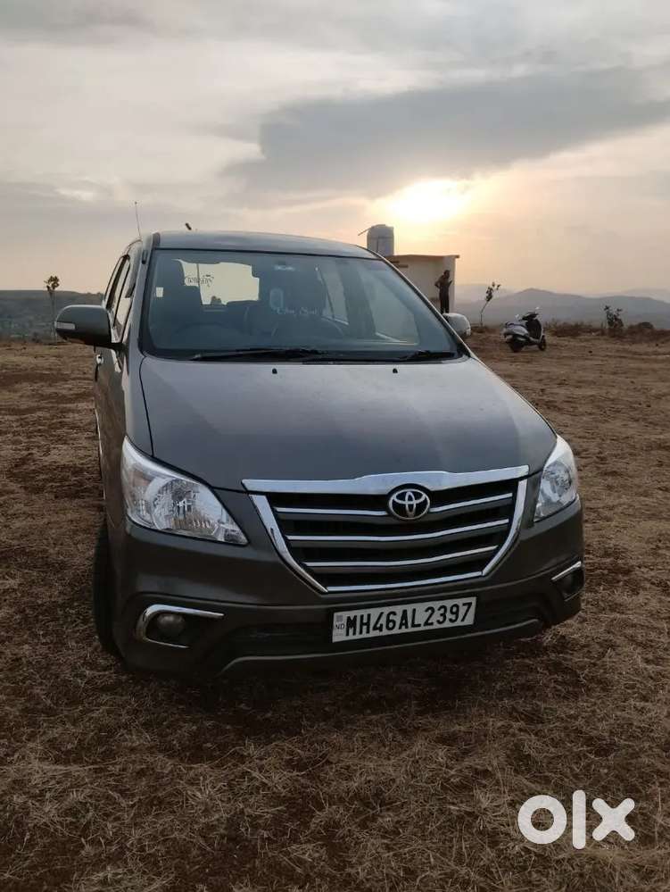 Toyota Innova 2015 Diesel 85000 Km Driven