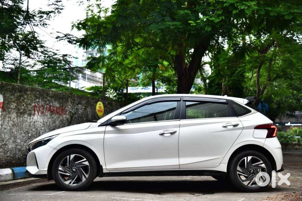 Hyundai I20 Asta (o) 1.0 Turbo Dct, 2023, Petrol