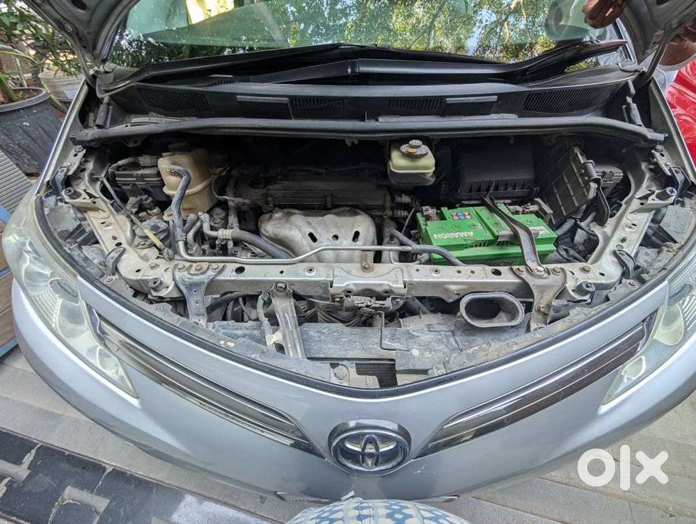 Toyota Previa Base, 2022, Petrol