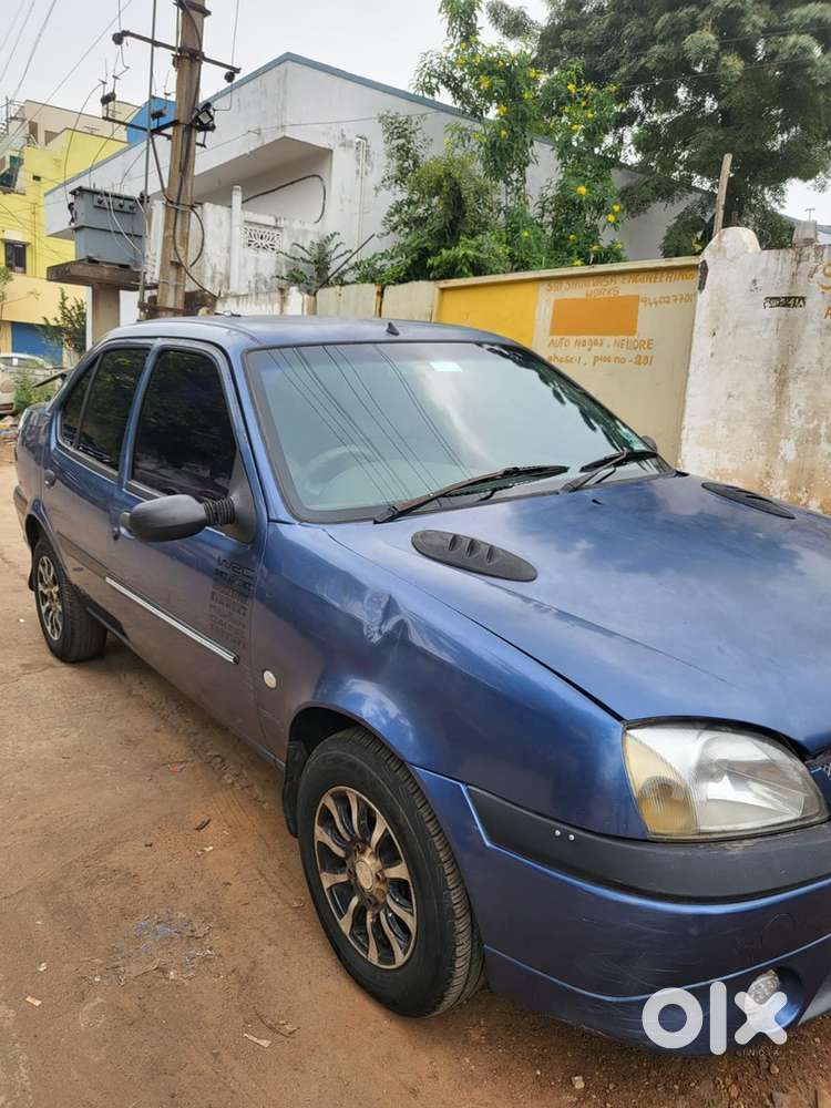 Ford Ikon 2009 Petrol
