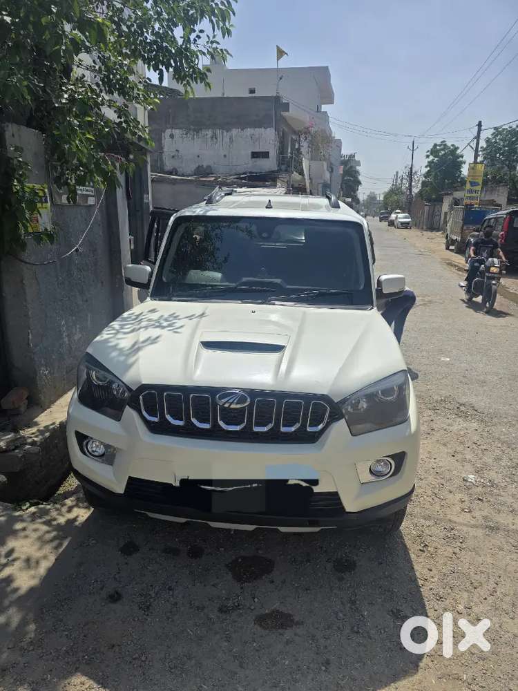 Single Hand Driven Car Genuine  With First Owner