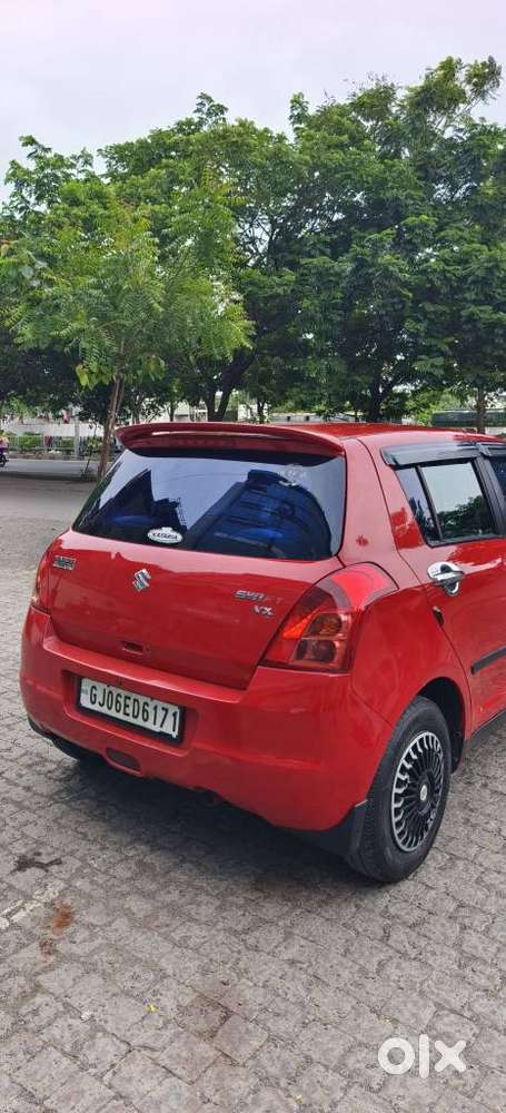 Maruti Suzuki Swift Vxi Cng, 2011, Cng & Hybrids