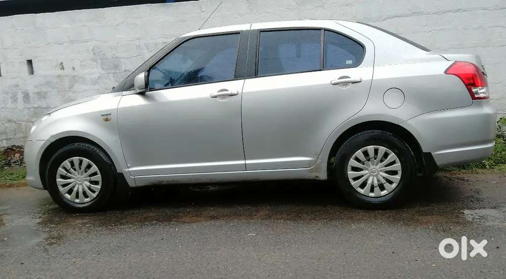 Maruti Suzuki Swift Dzire 2010 Diesel 77000 Km Driven