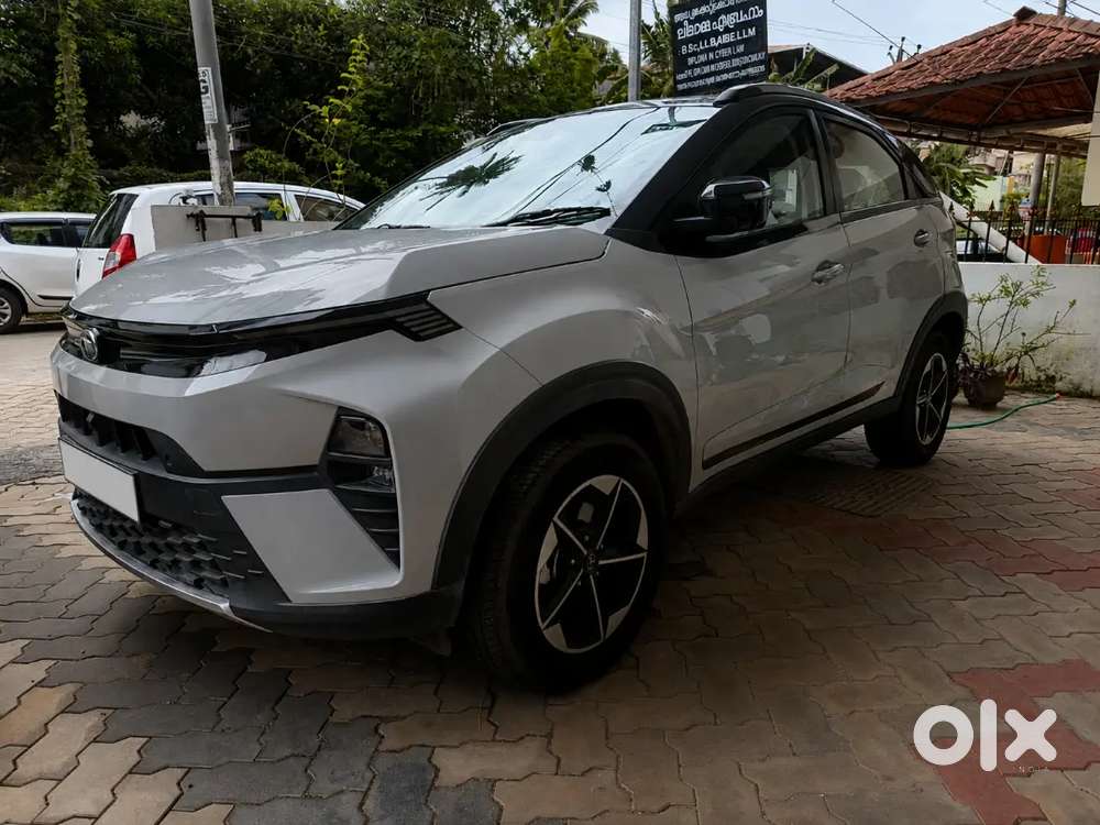 Tata Nexon 1.2 Revotron 2025 Manual