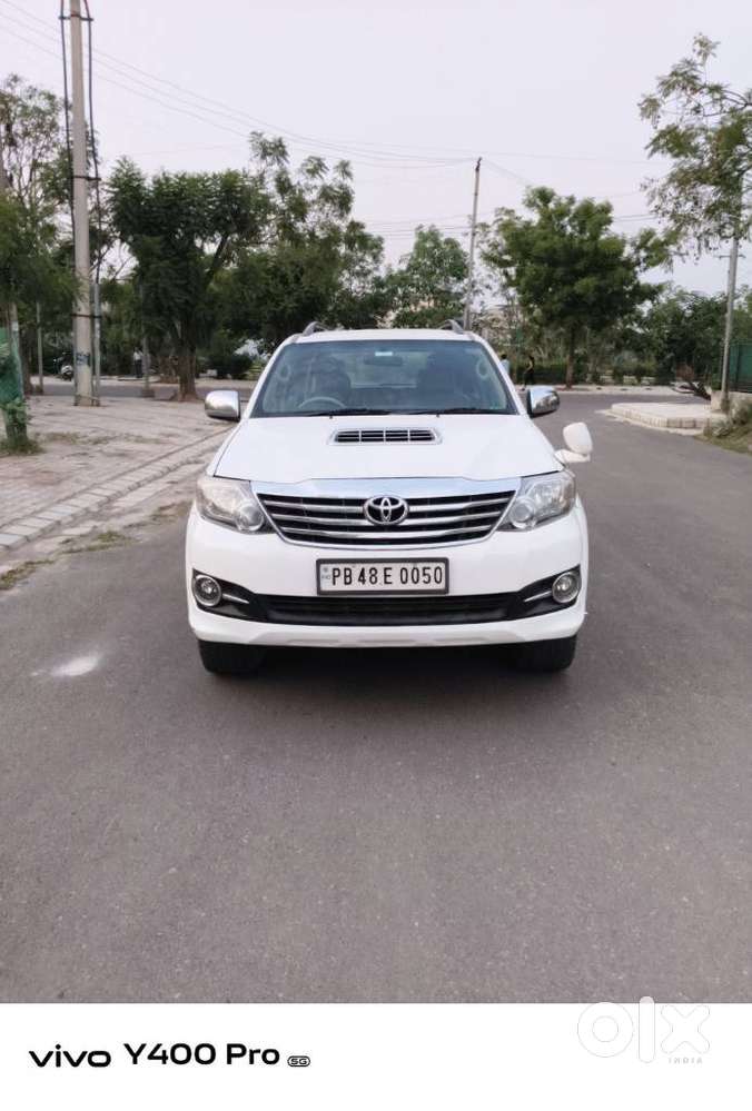 Toyota Fortuner, 2010, Diesel