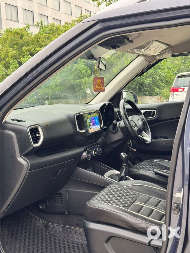 Hyundai Venue 1.2 S (o), 2021, Petrol