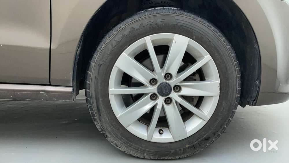 Volkswagen Polo 2009-2013 Petrol Highline 1.2l, 2017, Petrol