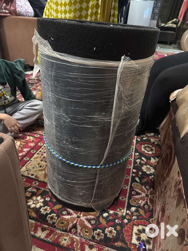 Base tube with inbuild amp
