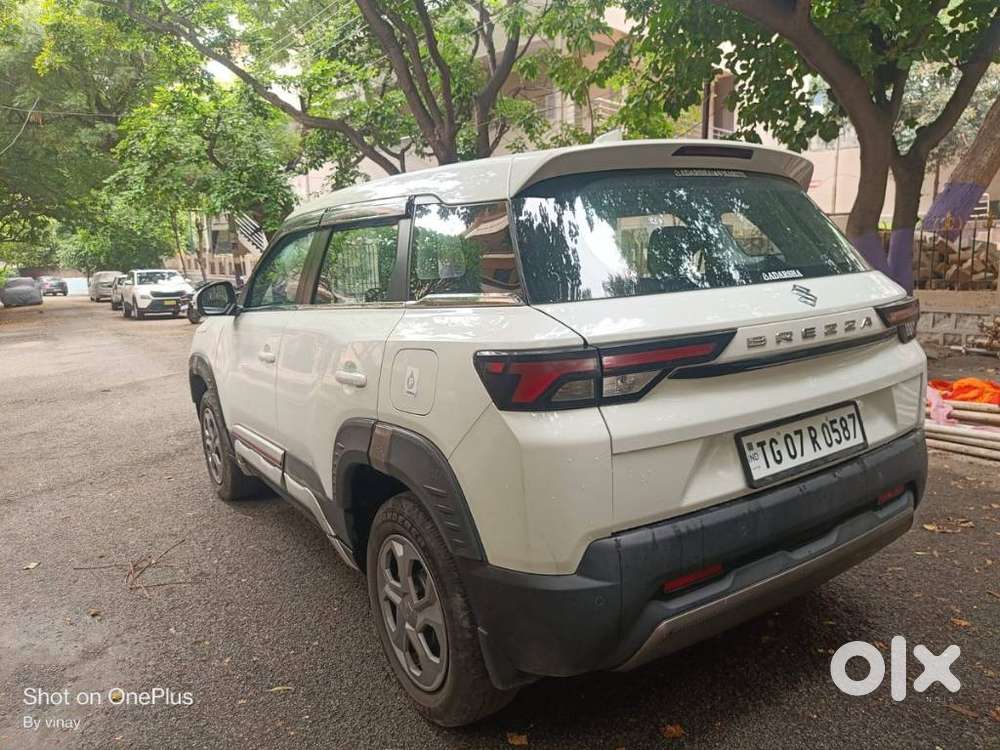 Maruti Suzuki Brezza 1.5 Vxi Smart Hybrid, 2024, Petrol