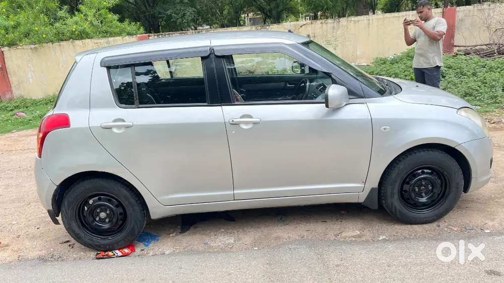 Swift Maruti Suzuki 2009 2nd Owner
