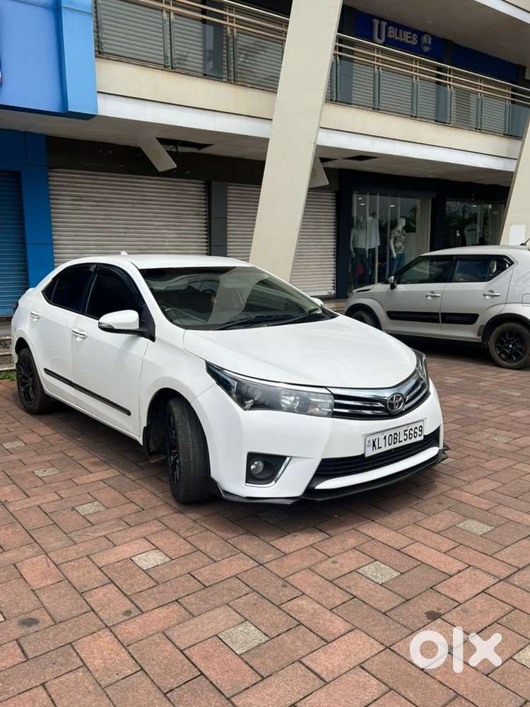 2015 Toyota Corolla Altis