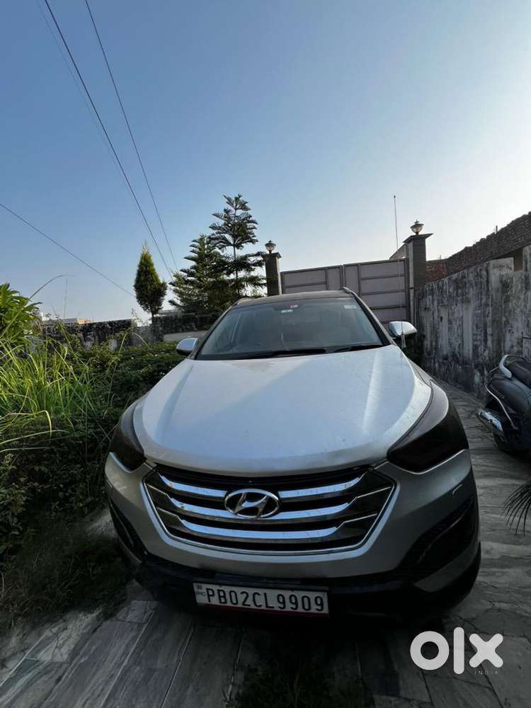 Hyundai Santa Fe 2014 Diesel 88542 Km Driven
