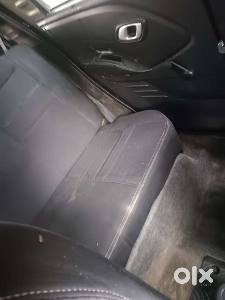 Good Condition A C Running Pawar Window Basstube