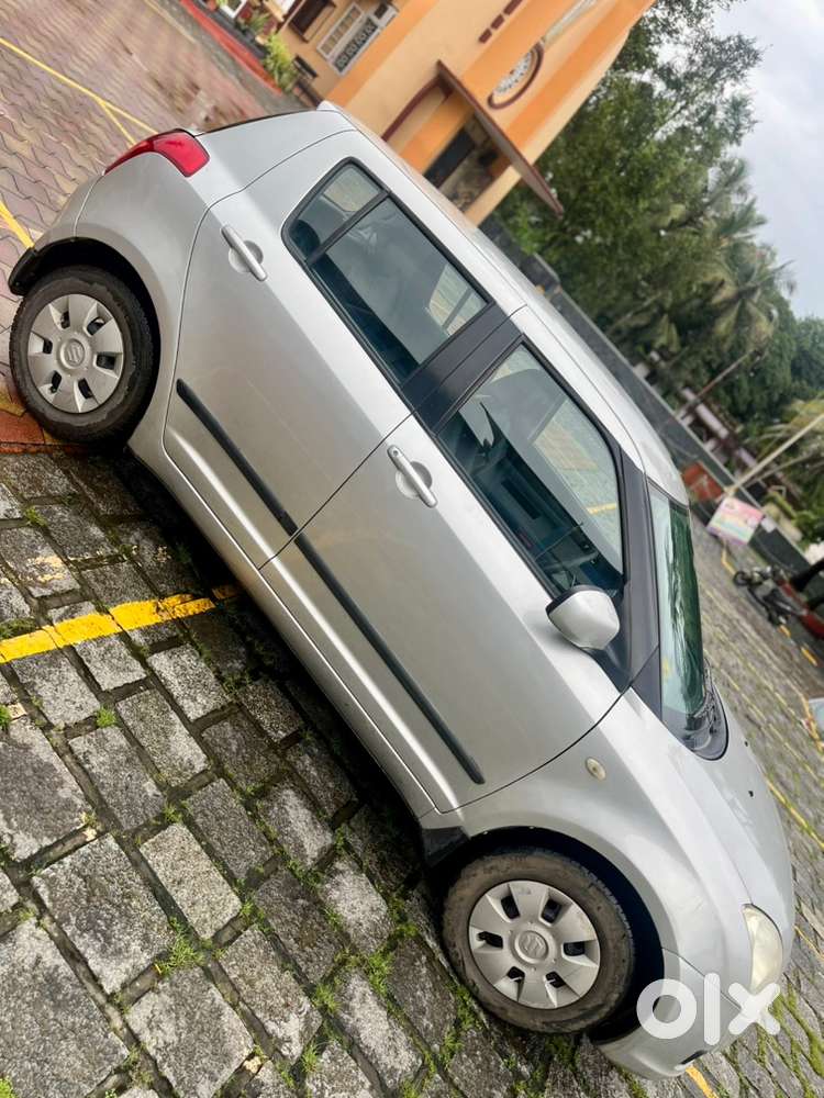 Swift 2005 Maruti Manual Petrol Car