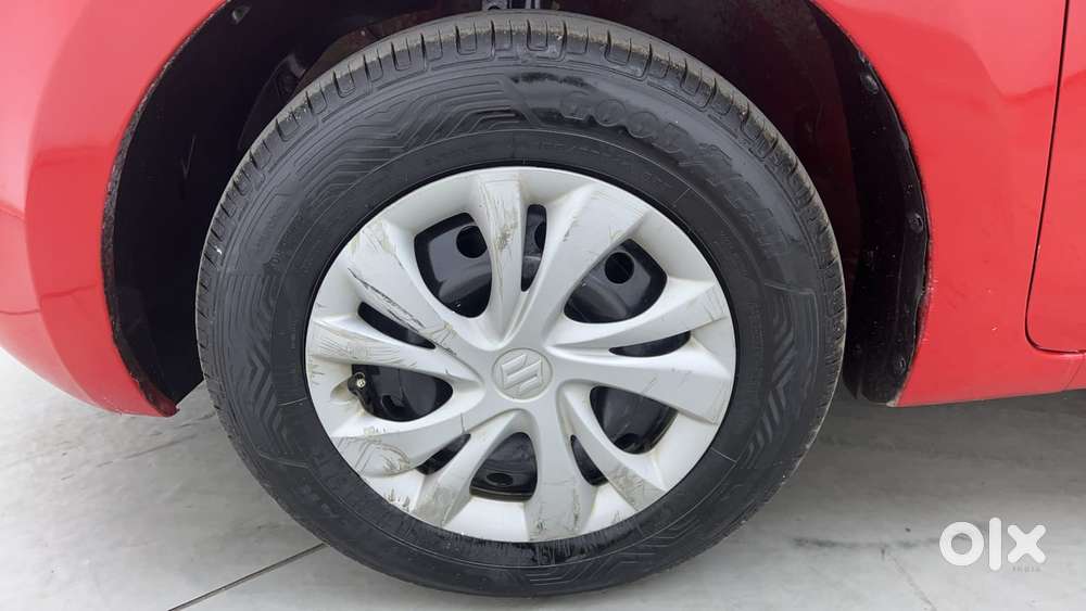 Maruti Suzuki Swift Amt Vvt Vxi, 2021, Petrol