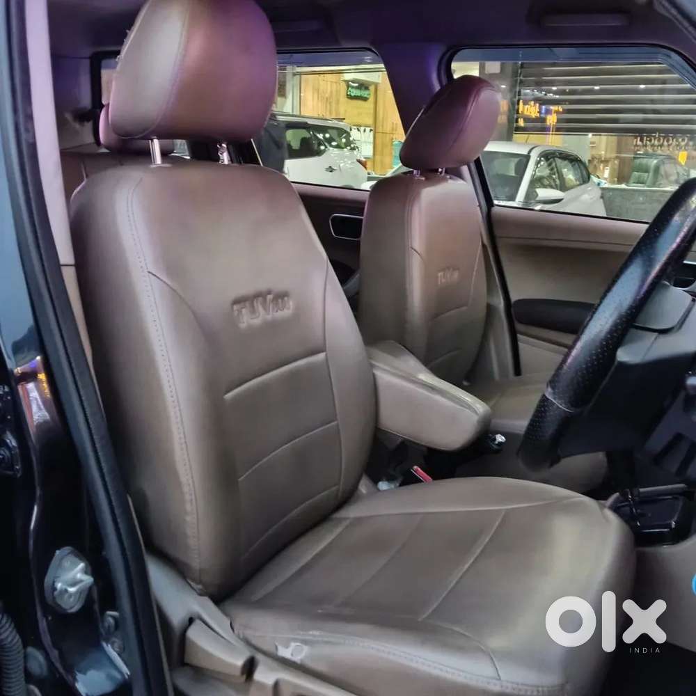 Mahindra Tuv 300 T8 Amt (automatic), 2017, Diesel