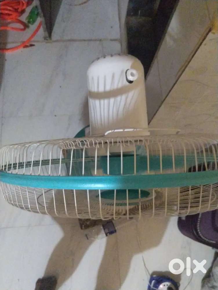 Oriental tablet fan