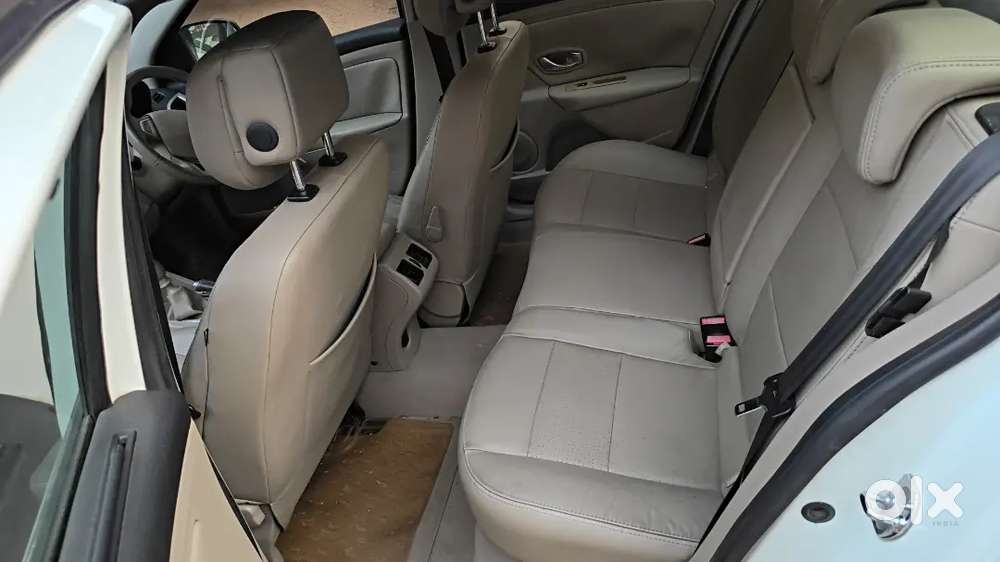 Renault Fluence 2012 Diesel 120000 Km Driven