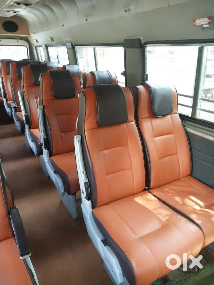 Force Motors 25 Seater Ac Traveller