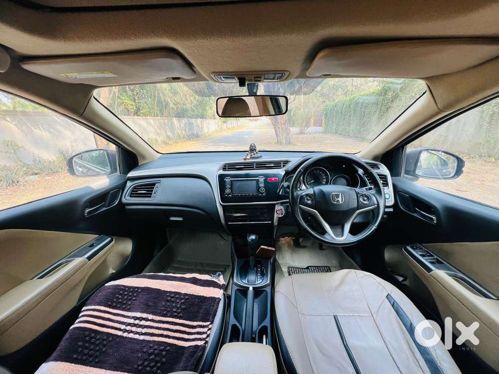 Honda City V At Sunroof, 2015, Petrol