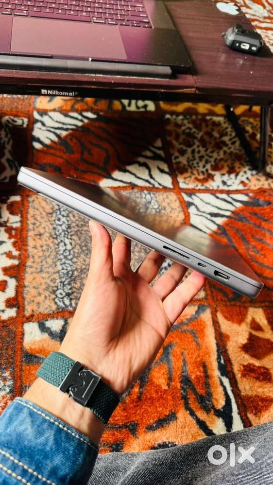 Apple Macbook M1 Pro 16inch 16g 1tb