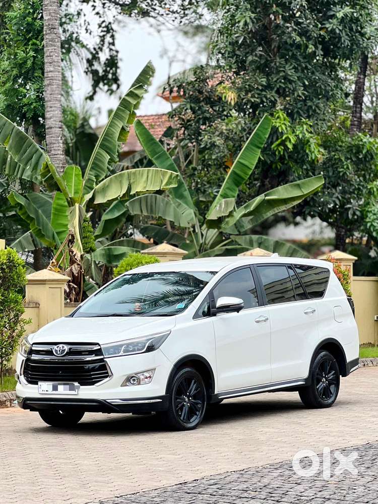 Toyota Innova Crysta