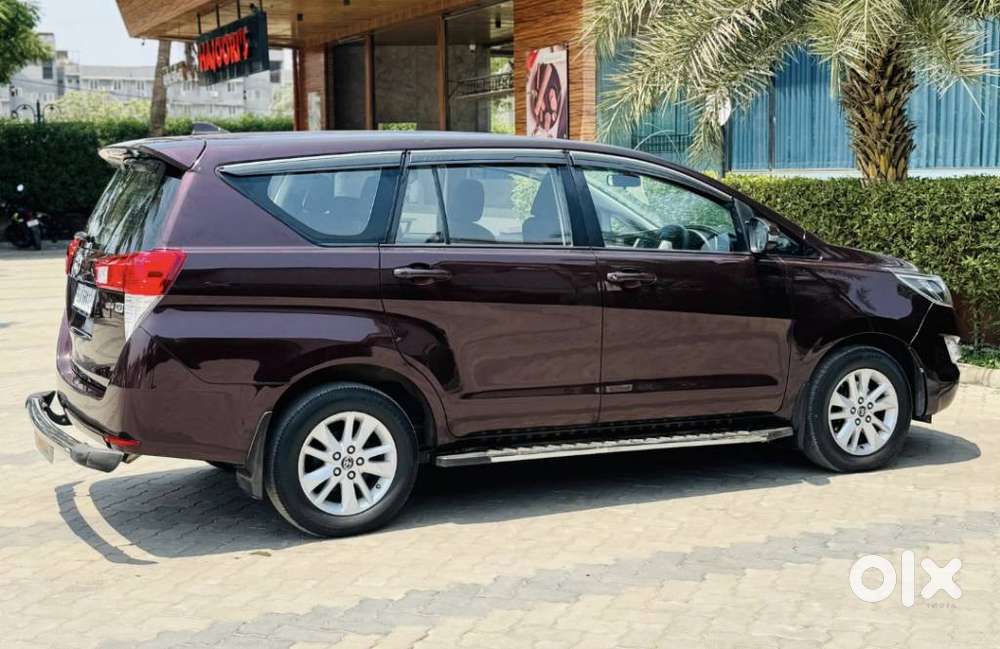 Toyota Innova Crysta 2.4 G Mt 8s, 2019, Diesel
