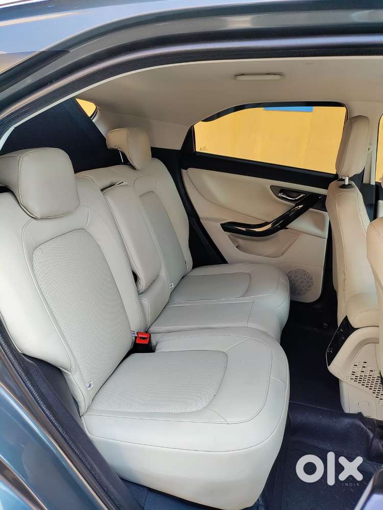 Tata Nexon 1.2 Revotron Xz Plus Premium, 2023, Petrol