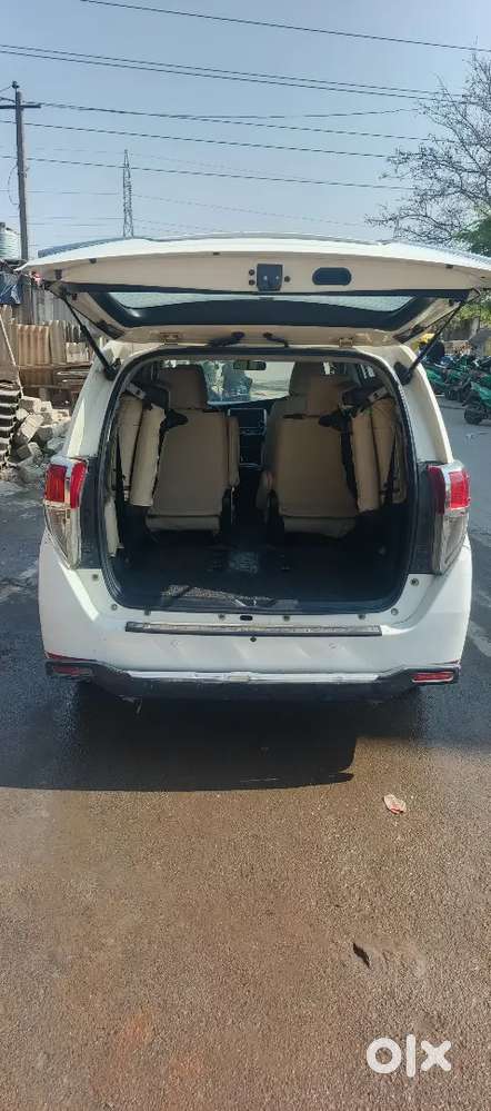 Toyota Innova Crysta 2019 Diesel 195000 Km Driven