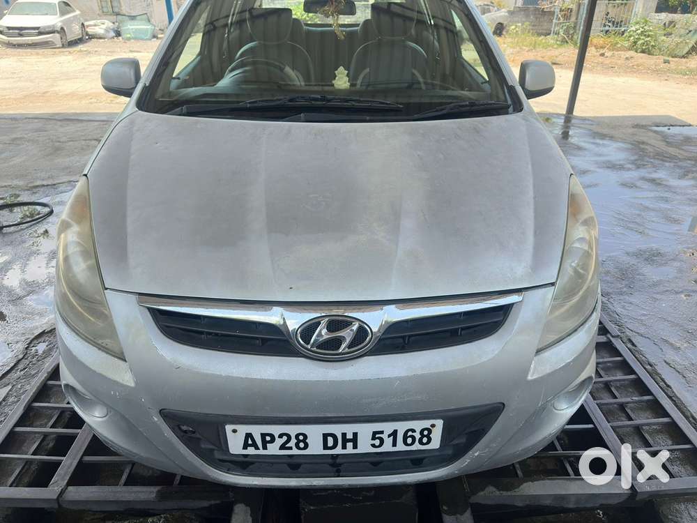 Hyundai I20 Magna Petrol 2011