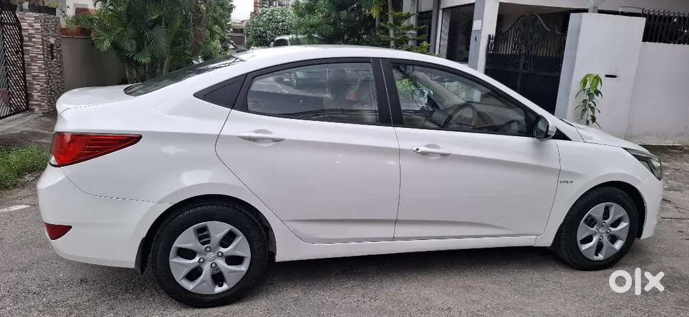 Hyundai Verna Fluidic 2017 53400 Km