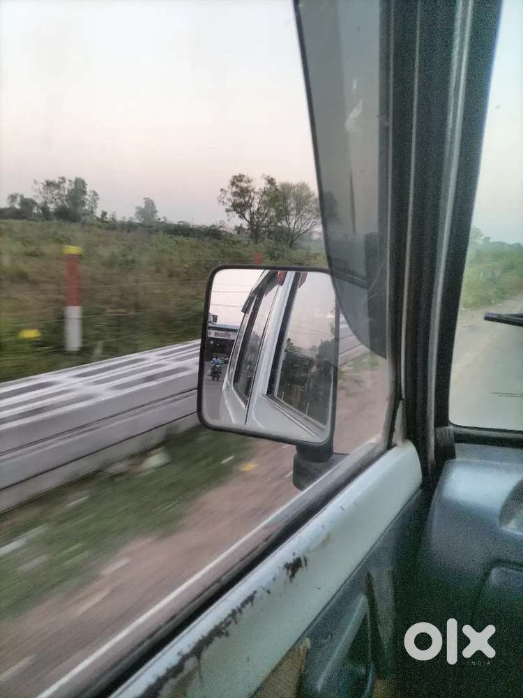 Maruti Suzuki Omni 2012