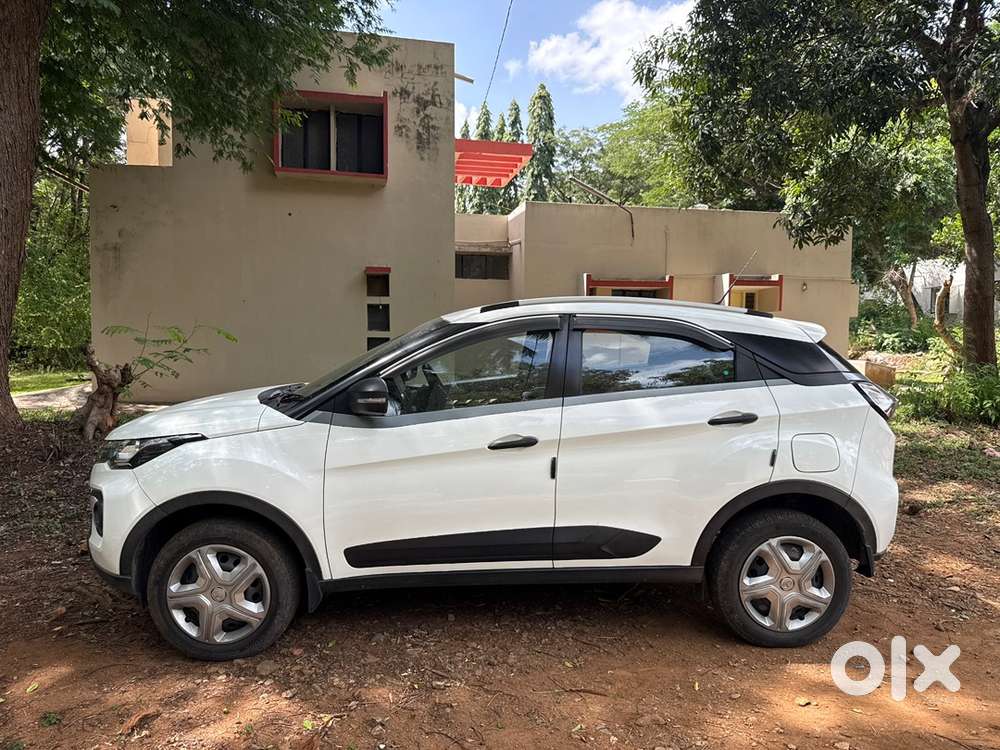 Tata Nexon Petrol 2021