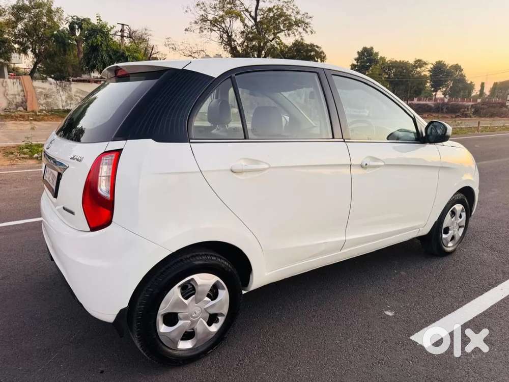 Tata Bolt Revotron Xm, 2015, Petrol