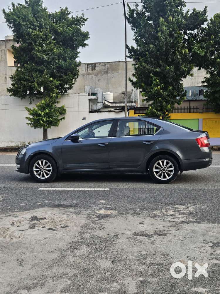 Skoda Octavia 1.4 Tsi Mt Ambition, 2016, Diesel