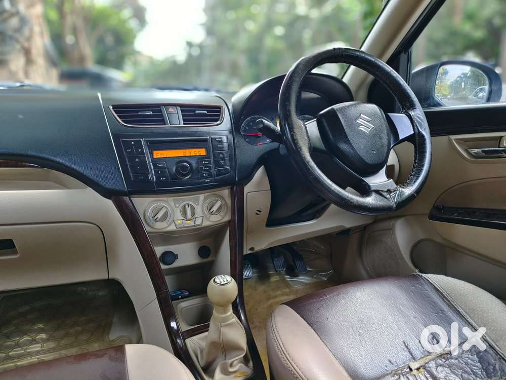 Maruti Suzuki Swift Dzire 1.2 Vxi Bsiv, 2013, Petrol